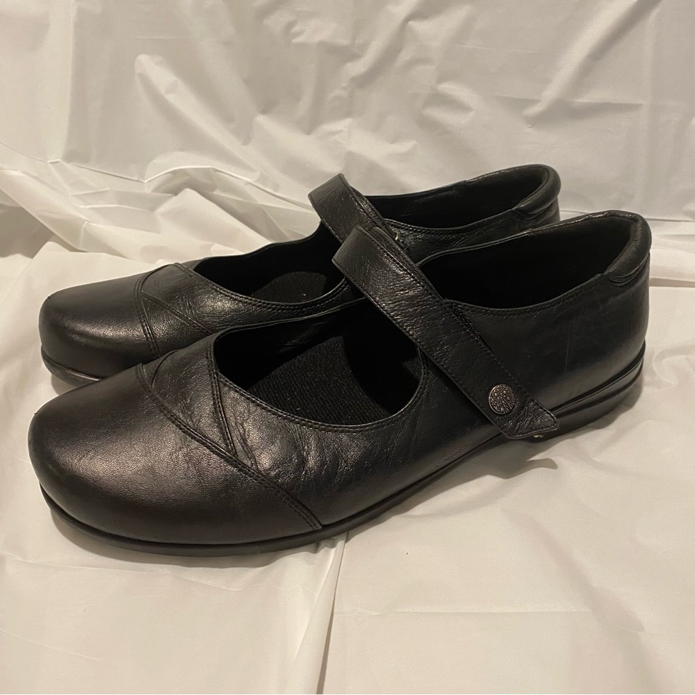 ABEO “Abby”. Mary Jane style orthotic Black size 10